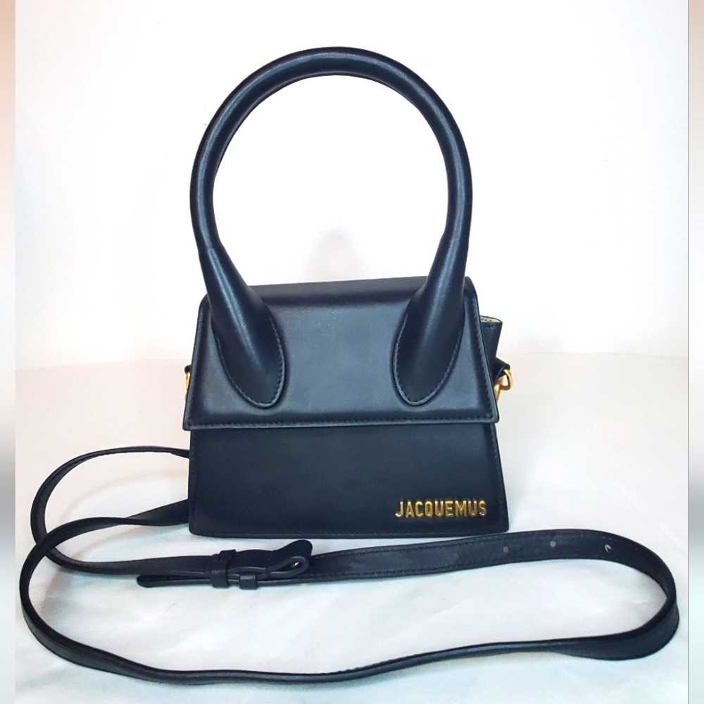 Jacquemus "Le Chiquito Moyen Leather Top Handle Black Handbag - Picture 2 of 13